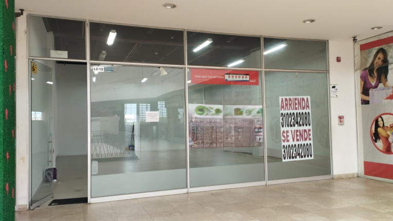 VENTA DE LOCAL (RENTANDO) CC TREBOLIS BOSA PORVENIR | astc