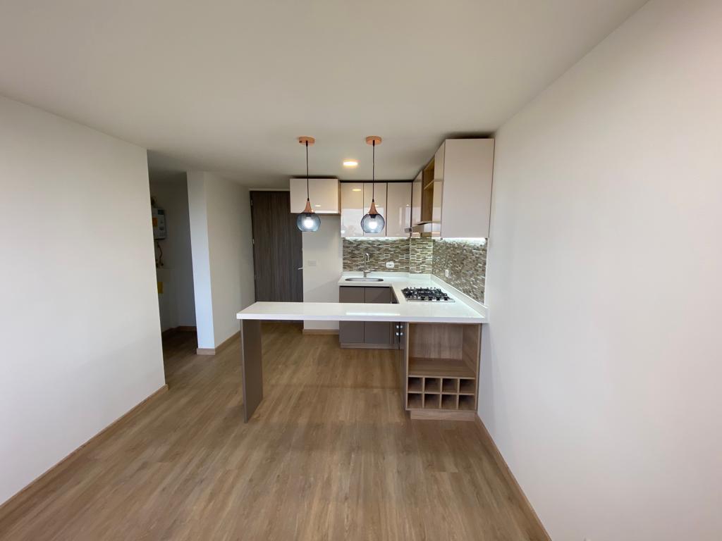 SE ARRIENDA APARTAESTUDIO PARK LIVING SECTOR MAZUREN | astc